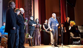 Սանկտ-Պետերբուրգի Ադմիրալտեյսկի շրջանի Երիտասարդական պալատում տեղի է ունեցել  «Կոմիտաս. Լույս բարեբեր» երաժշտադրամատիկական ներկայացման պրեմիերան